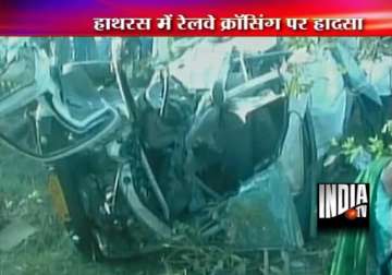 15 killed as train rams into jeep at unmanned crossing