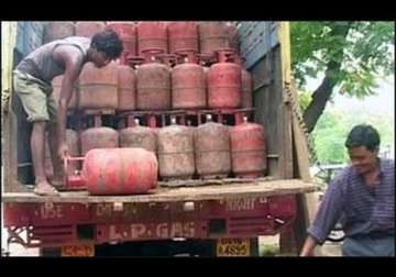 9 lpg cylinders this year if oilcos get extra rs 3 000 cr