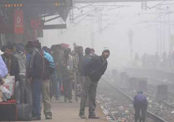 6 more trains cancelled due to fog rajdhanis running hours late