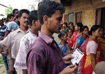 83.48 pc voting in maoist hit areas of bengal