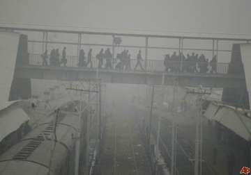 56 trains running late due to fog 11 rescheduled