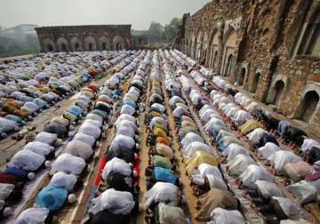 2 killed 35 injured in idgah wall collapse