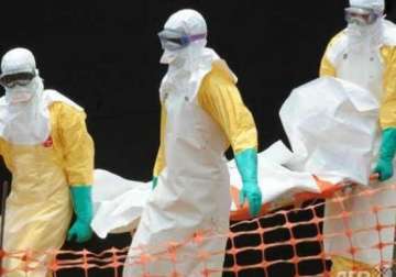 821 passengers being tracked for ebola virus disease government