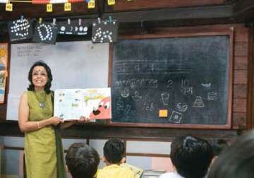 11 800 school teachers to be appointed in delhi by march 2015