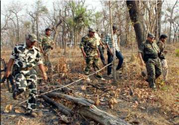 6 women maoists killed in police encounter in gadchiroli