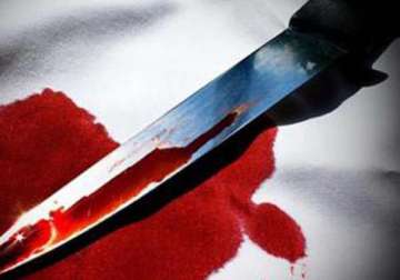 18 year old girl stabbed by boyfriend in delhi