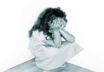 4 year old molested by neighbour in west delhi