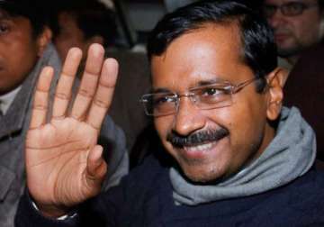 aap dinner collects rs 50 lakh kejriwal quizzed about attack on media