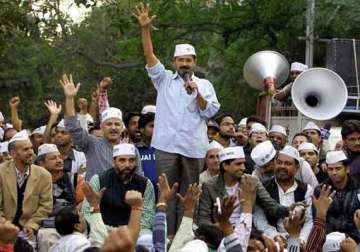 aap gets positive response on government formation