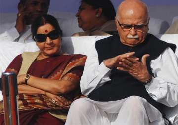 advani sushma launch bjp campaign in karanataka