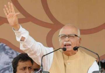 advani flags off chhattisgarh cm s 6 100 km long vikas yatra