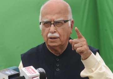 advani wants stronger bjp in up