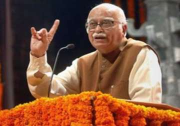 advani promises overseas indians voting rights