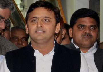 akhilesh donates month s salary for uttarakhand