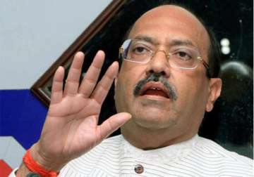 amar singh offers to campaign for mulayam