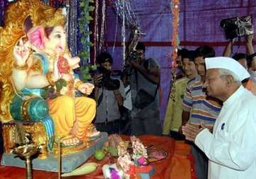 anna prays to lord ganesh seeks wisdom for corrupt people