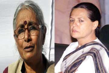 aruna roy denies remarks about differences between pm sonia