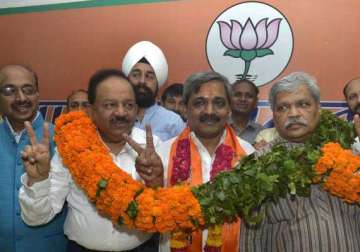 bjp may consider forming govt in delhi if invited by lg