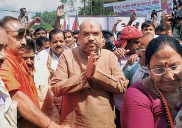 bjp senses chance in haryana puts in its might