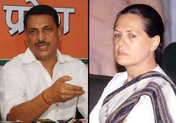 bjp hits back at sonia