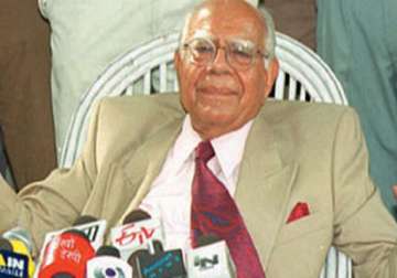 bjp sends show cause notice to jethmalani over indiscipline
