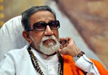 bal thackeray to remain in hospital for 2 3 days
