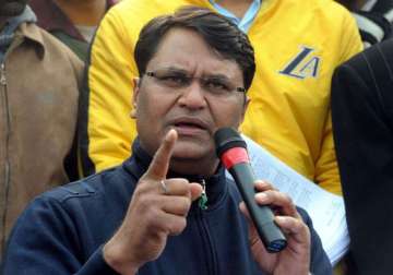 binny to withdraw support to delhi government