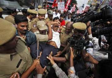cpi m condemns arrest of left leaders