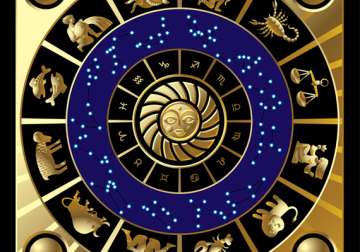 candidates seek advice from astrologers for success