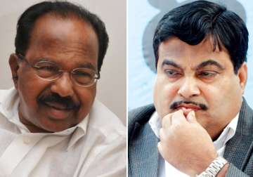 charges against gadkari company will be looked into moily
