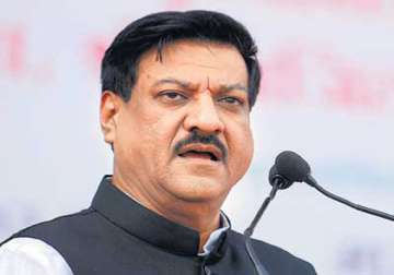 chavan s poll campaign rally cancelled due to bad weather