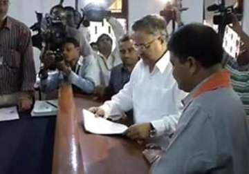 chhattisgarh polls raman singh files nomination from rajnandgaon