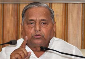 china biggest enemy of india pakistan no threat mulayam