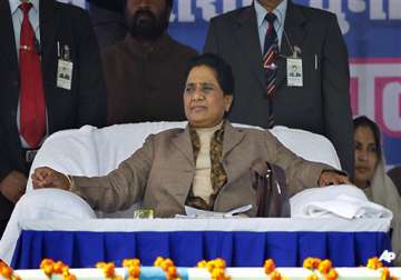 cong trying to divide muslims on quota issue says mayawati