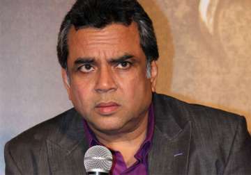 congress wants ban on paresh rawal for defamatory speech