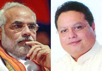 congress mp darda calls narendra modi a saint a lion