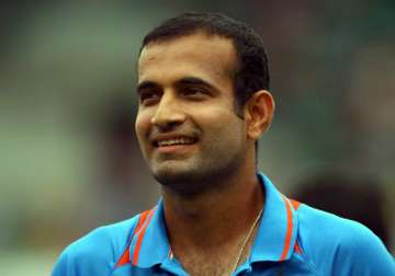 cricketer irfan pathan bats for modi