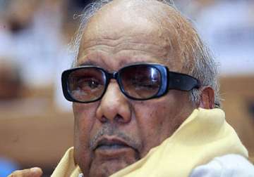 dmk chief condemns attack on pawar
