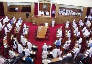 delhi assembly monsoon session gets off to stormy start