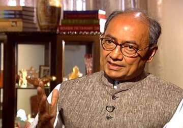 digvijay condemns ink attack on nautankiwala kejriwal