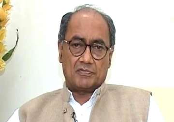 digvijay singh gets bail in defamation case filed by gadkari