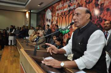 don t issue statements on pm candidate rajnath to bjp workers