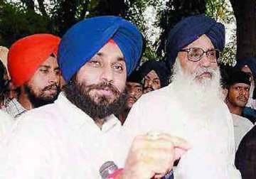 don t meddle in sikh affairs akali dal warns congress