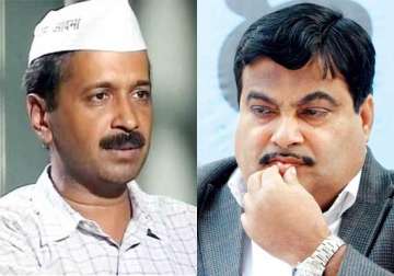 find amicable solution delhi hc to nitin gadkari arvind kejriwal