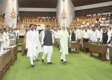 former gujarat speaker kundanlal dholakia passes away