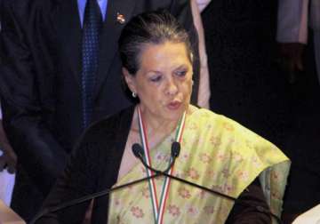 fully committed to the cause of lankan tamils sonia