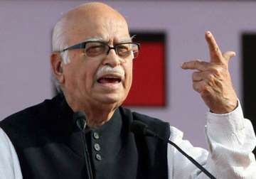 gandhi family supports kurshid on minority sub quota says advani