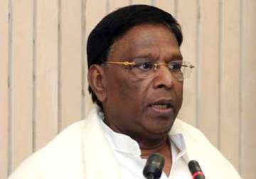 govt congress slam team anna