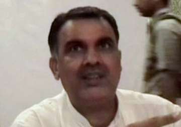 haryana congress issues notice to goyat for his comments