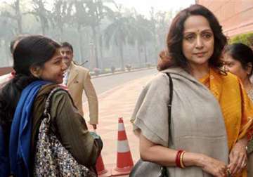 hema malini eyes firozabad for lok sabha debut